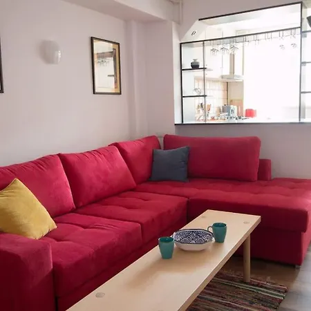 Apartment Sweet *